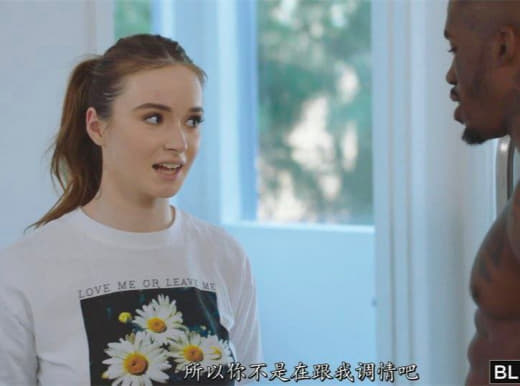 摄影师太性福了羡慕啊，两个颜值身材给力的御姐美女拍摄完成后就可以了，揉捏亲吻抽插操穴🔯精选  🔯欧美 🔯口交 🔯无毛 🔯后入